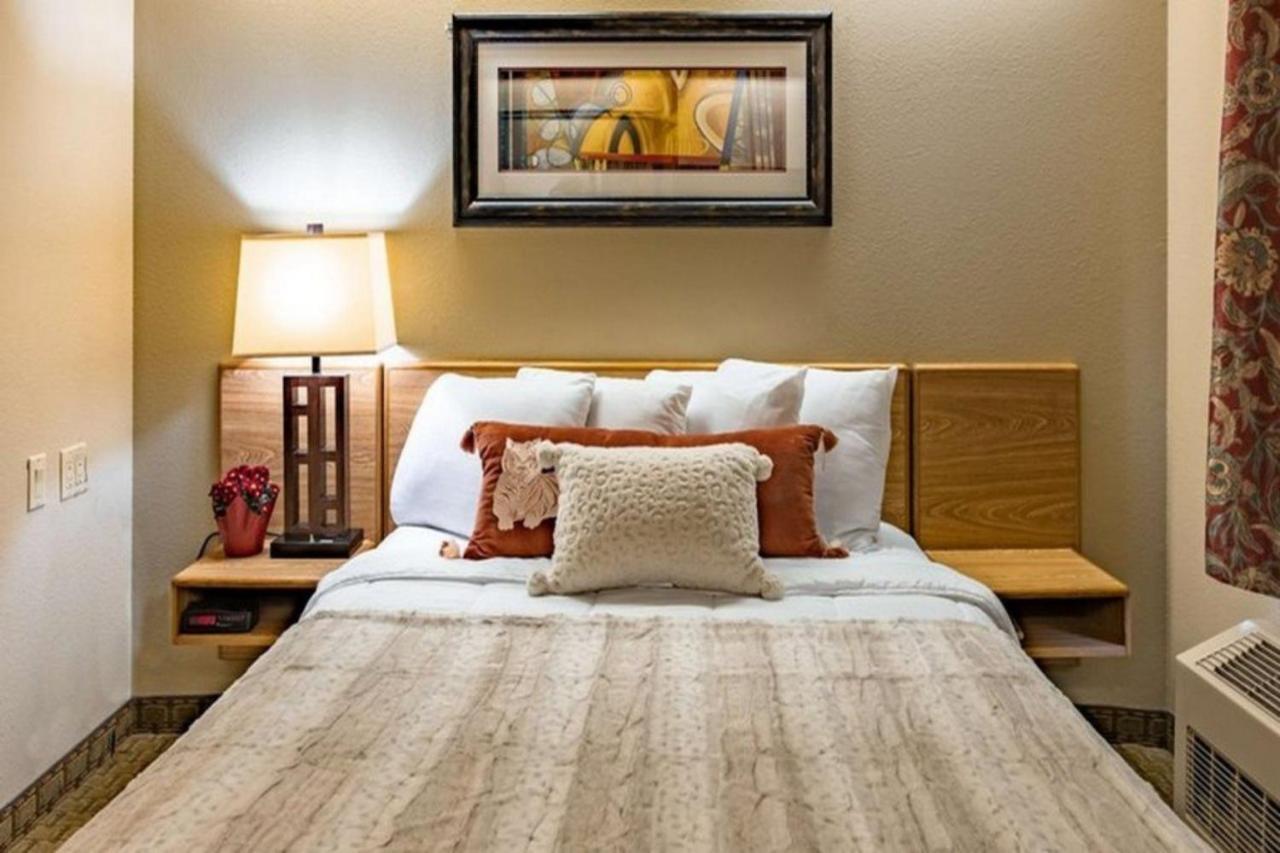 Oyo Hotel Lincoln Airport Ne, Hwy 80 Екстер'єр фото