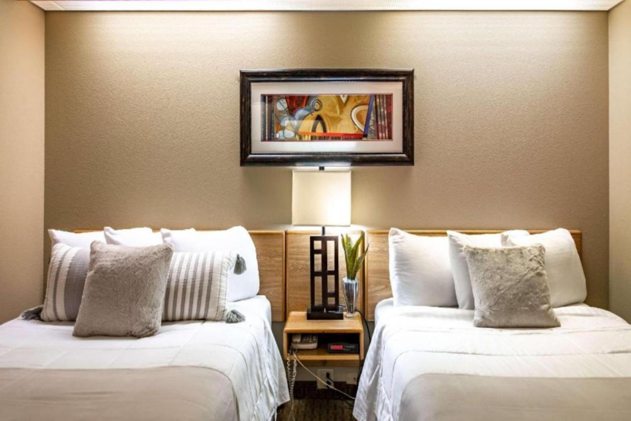 Oyo Hotel Lincoln Airport Ne, Hwy 80 Екстер'єр фото